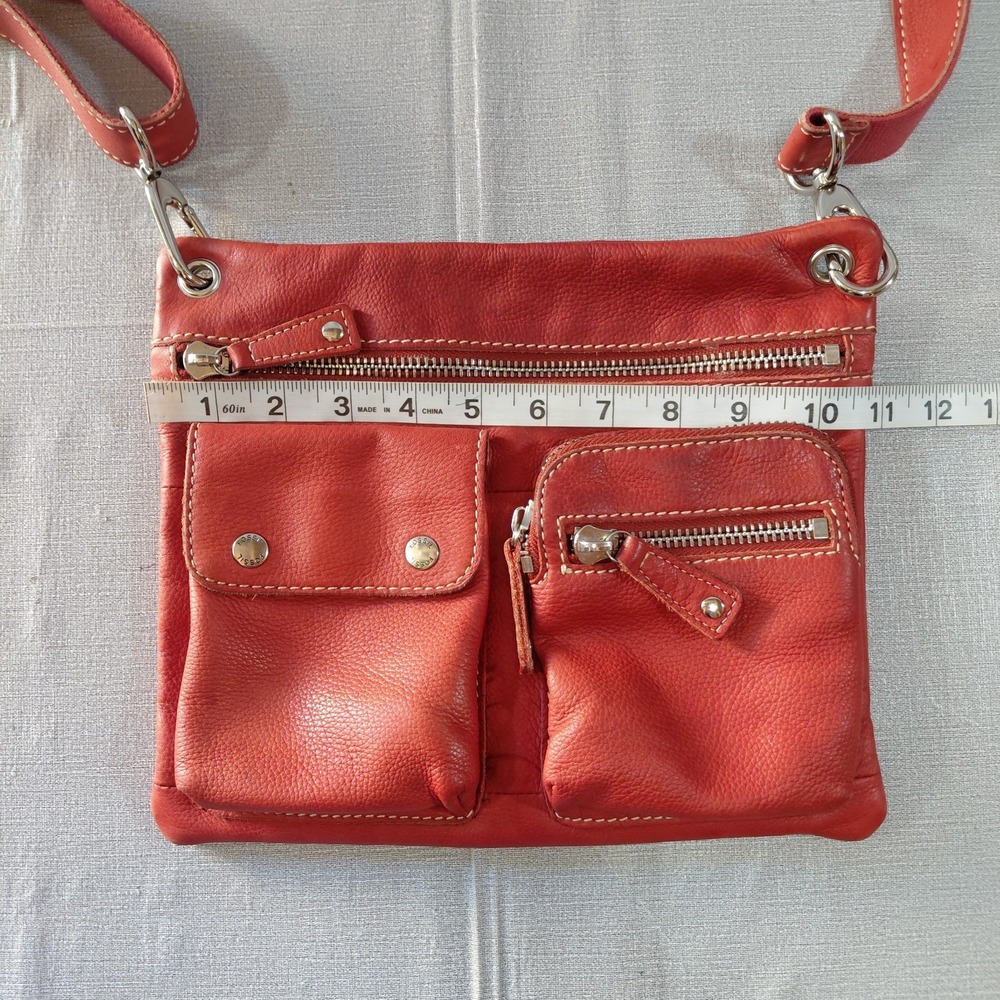 Vtg Y2k Fossil Sutter Genuine Leather Crossbody Bag Red Adjustable Strap Top Zip - Picture 15 of 16